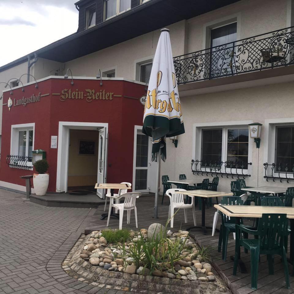 Gasthaus Zur alten Dorfschmiede Metterich Exterior foto